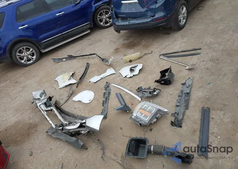 2022 Ford F-150 Lariat z USA, uszkodzony, nr VIN 1FTFW1E50NFB92804